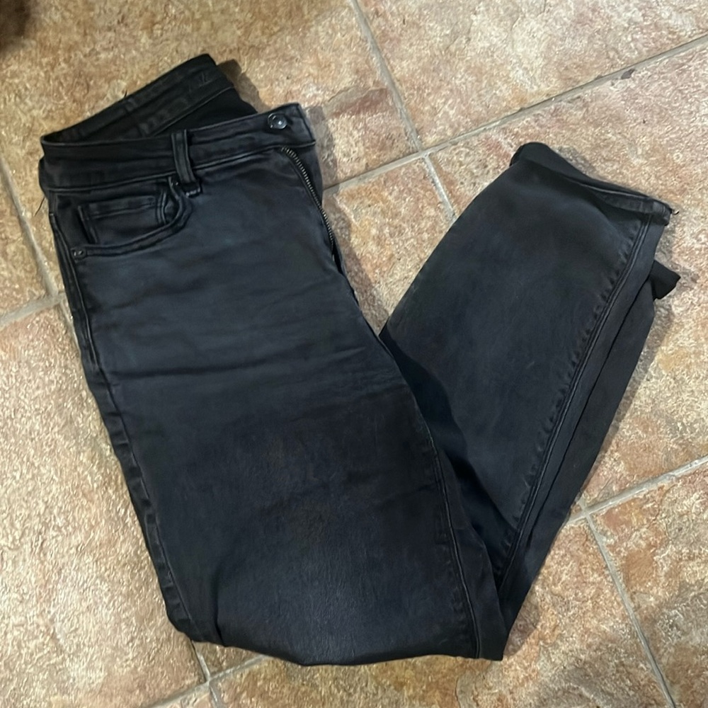 Black American Eagle Mom Jeans